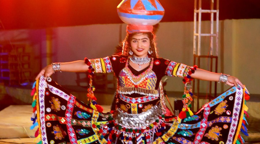 "Unwind and Indulge in Rajasthani Hospitality at Sheesh Mahal Desert Camp"