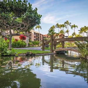 Aston at Papakea Resort, hotel in Lahaina