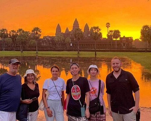 Angkor Wat Sunrise tour with Small - Group and Guide tours