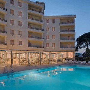 NH Villa San Mauro Hotel Facilities Swimming Pool Sunset