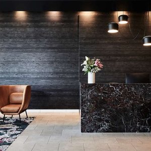 adina melbourne flinders street apartment hotel lobby