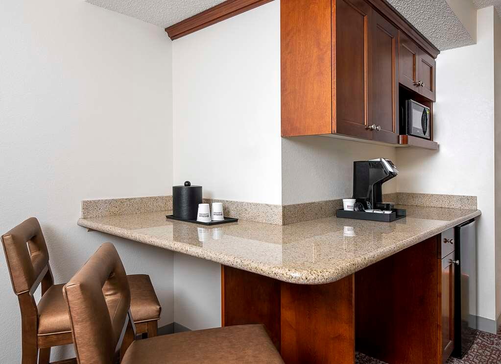 HILTON GARDEN INN CLEVELAND DOWNTOWN Updated 2024 Prices Hotel   Guest Room Amenity 