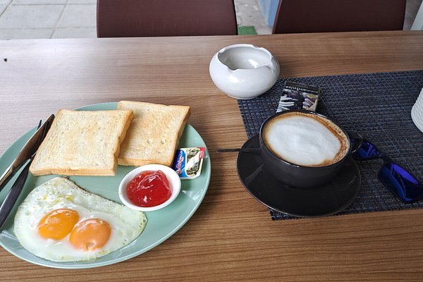 Big cup 32 Oz - Picture of Royal Sawadee Tea & Coffee, Taiping - Tripadvisor