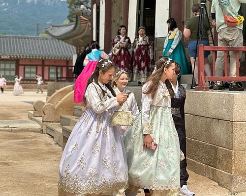 tour guides in seoul korea