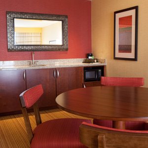 Courtyard by Marriott Kansas City at Briarcliff, hotel in Kansas City