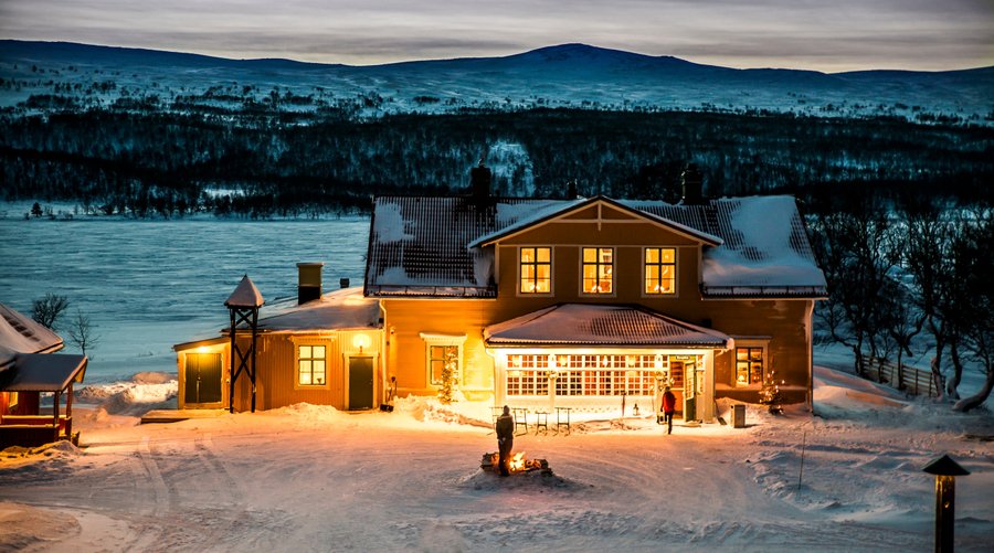 The main building at Fjällnäs, Näset