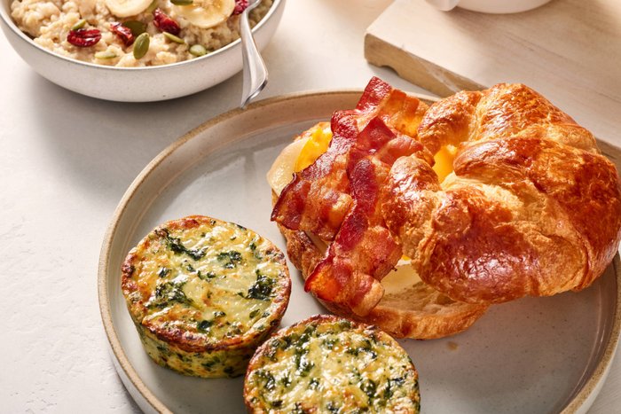 Residence Inn Breakfast Menu: Delight in Morning Eats!