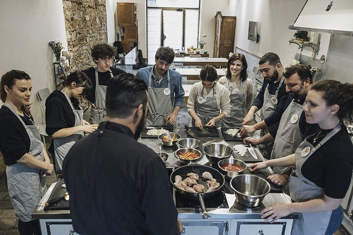 Tripadvisor, Pâtes faites à la main avec cours de cuisine de grand-mère  proposé par Nonna's