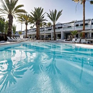 Pool - outdoor