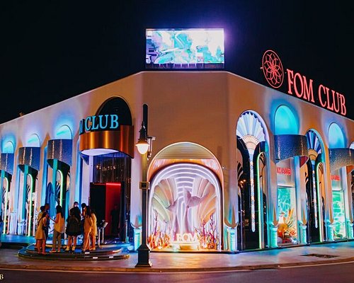 What is the best bar for Monday night football in Las Vegas? - Quora