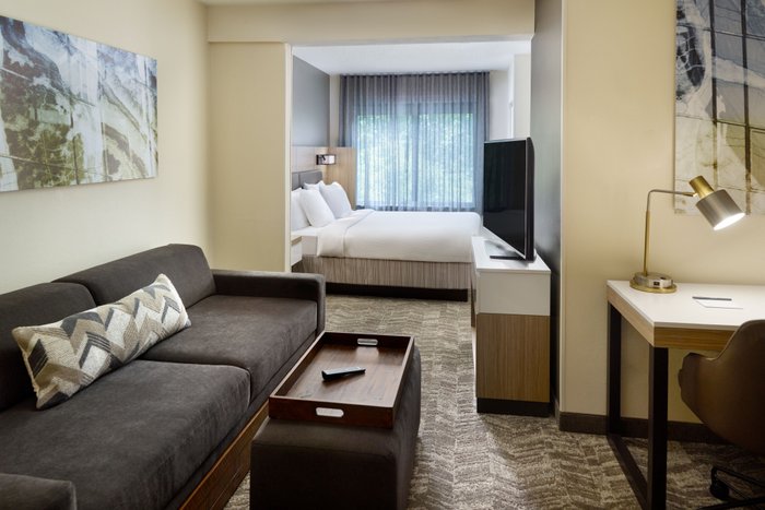 Stay With Us - Rooms & Suites in Durham, NC