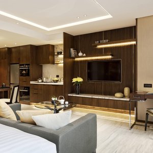 King Guest Room - Living Area