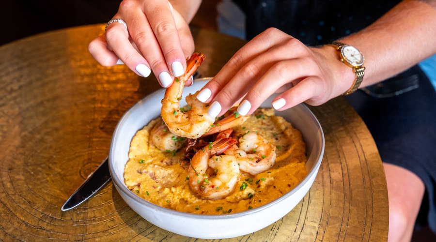 Monty's is an upscale, casual restaurant serving comfort food with a modern touch in a rustically elegant atmosphere.