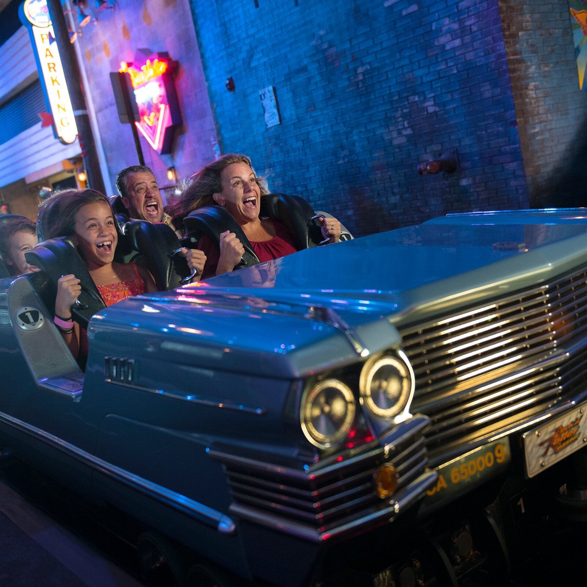 Rock 'N' Roller Coaster Returns With Vibrant Set Refresh, Familiar Aerosmith  Theme