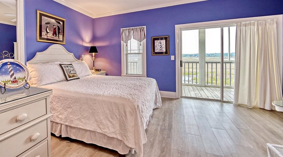 The Hatteras Grand Room