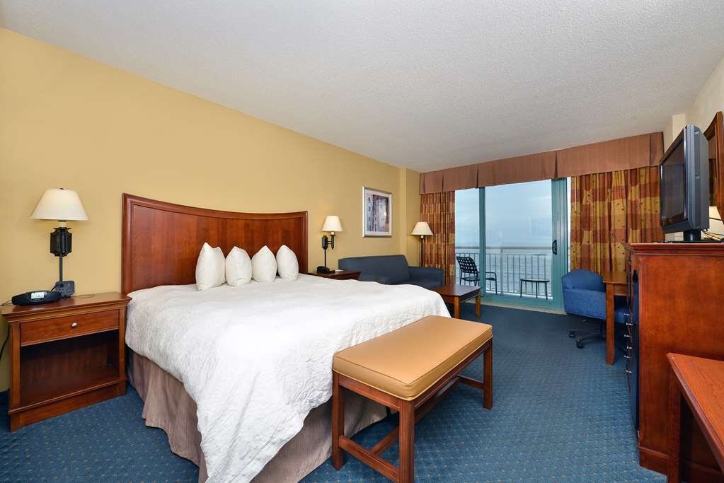 Hotel photo 22 of Hampton Inn Virginia Beach-Oceanfront South.