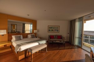 Coral Beach Hotel And Resort Beirut, Beirute – Preços atualizados 2023