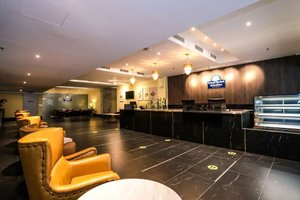 Days Hotel and Suites by Wyndham Fraser Business Park KL in Kuala Lumpur