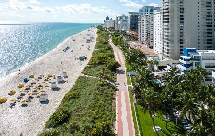 MiamiBeachFront with Pool WIFI & Cheap parking, Miami Beach – Updated 2023  Prices