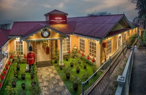 Summit Oakden Resort in Darjeeling