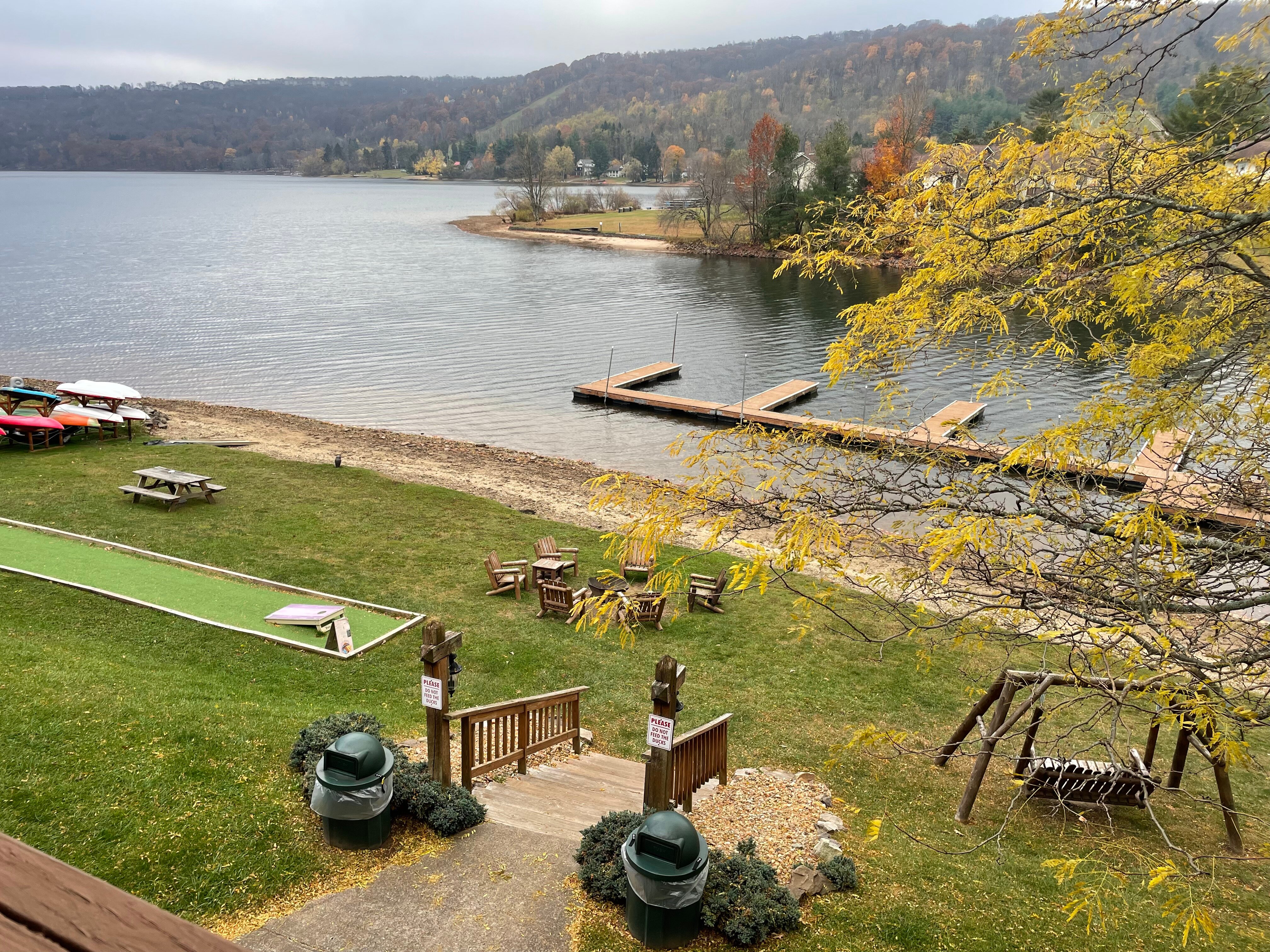 LAKEFRONT LODGE - Prices & Hotel Reviews (McHenry, MD)