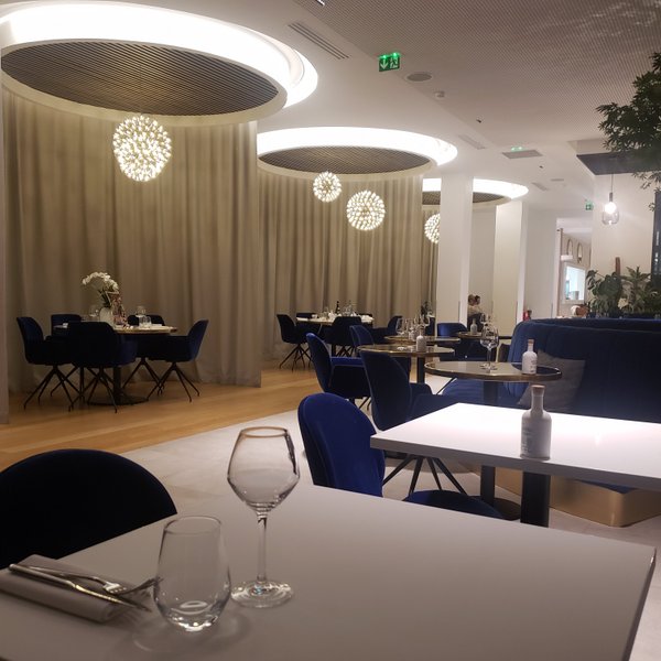 THE 10 CLOSEST Hotels to Domaine la Guillardiere, Oingt