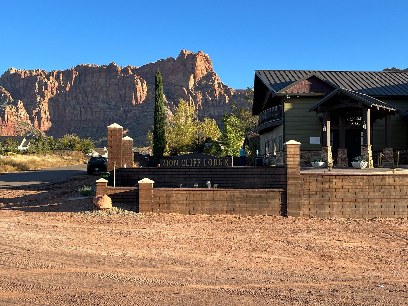 ZION CLIFF LODGE - Prices & Hotel Reviews (Hildale, UT)