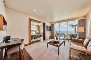 Room & Suite