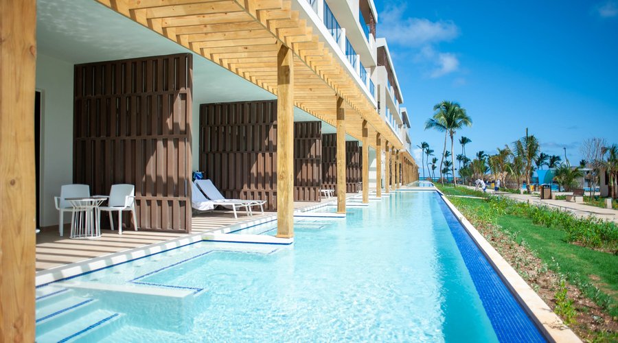 Junior Suite - Swim Out Garden View
