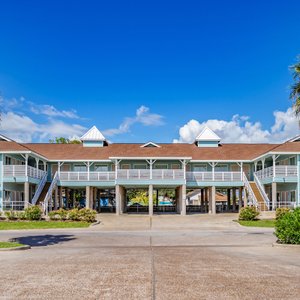23 Room hotel, located on the coast of Laguna Madre, Tx. 