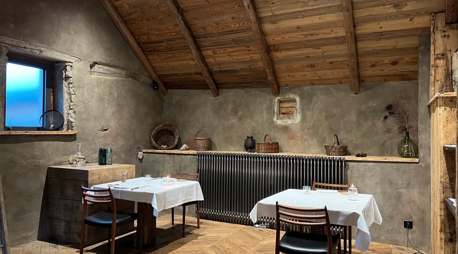 La Table d'Hôtes - La Rôtisserie du Chambertin image 3 - Full view