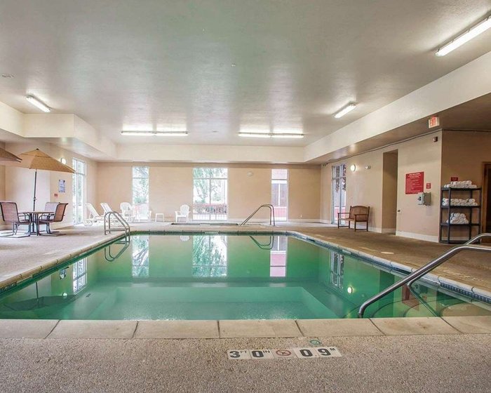 Quality Inn Fort Dodge Pool Pictures & Reviews - Tripadvisor