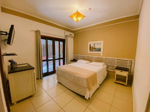 Room & Suite