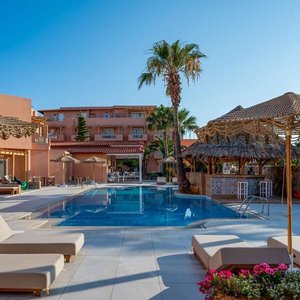 Pool - outdoor
