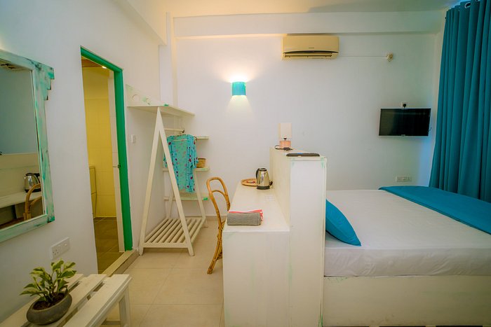 Hot water machine in bathroom - Picture of Trinco Mitra Inn, Trincomalee -  Tripadvisor