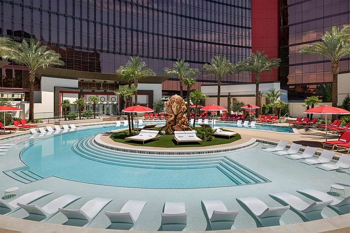 Bally's Las Vegas Sets Reopening Date for Hotel, Restaurants, and Pool -  Eater Vegas