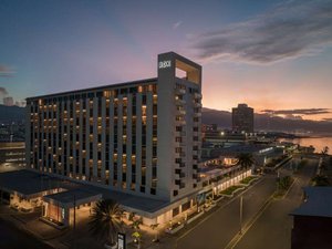 ROK Hotel Kingston, Tapestry Collection by Hilton in Jamaica