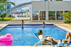 Hampton Park Sao Paulo Jardins Pool Pictures & Reviews - Tripadvisor