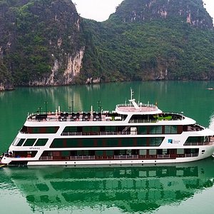 Indochine Cruise Lan Ha Bay Powered by ASTON, Ha Long – Updated 2024 Prices