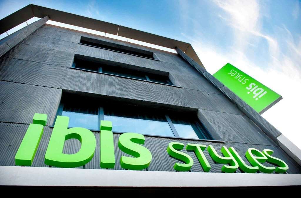 HOTEL IBIS STYLES BREST CENTRE PORT $115 ($̶1̶3̶5̶) - Prices & Reviews - France