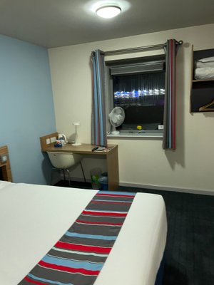 Travelodge Cardiff Atlantic Wharf- Tourist Class Cardiff, Wales Hotels- GDS  Reservation Codes: Travel Weekly