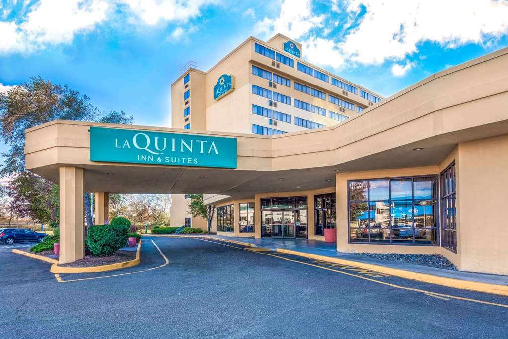 Hotel photo 11 of La Quinta Inn & Suites by Wyndham Secaucus Meadowlands.