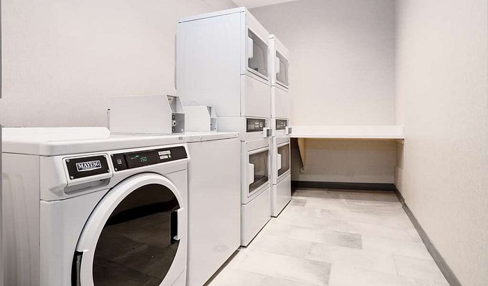 Must-haves for a modern laundry room - Wayne Homes