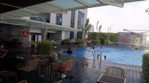 PLATINUM HOTEL TUNJUNGAN SURABAYA $39 ($̶6̶2̶) - Updated 2023 Prices ...