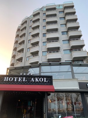 Cavalo de Troia usado no filme Troia - Próximo ao Hotel Akol - Çanakkale –  Foto de Akol Hotel, Canakkale - Tripadvisor