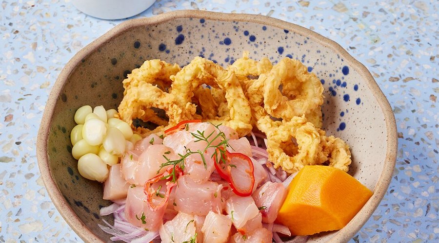 El Carretillero: Delicioso ceviche de pescado con chicharrón de calamar gigante ❤️