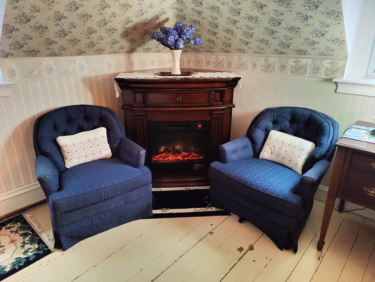 SUTTON HOUSE BED & BREAKFAST - Prices & B&B Reviews (Center Harbor, NH)