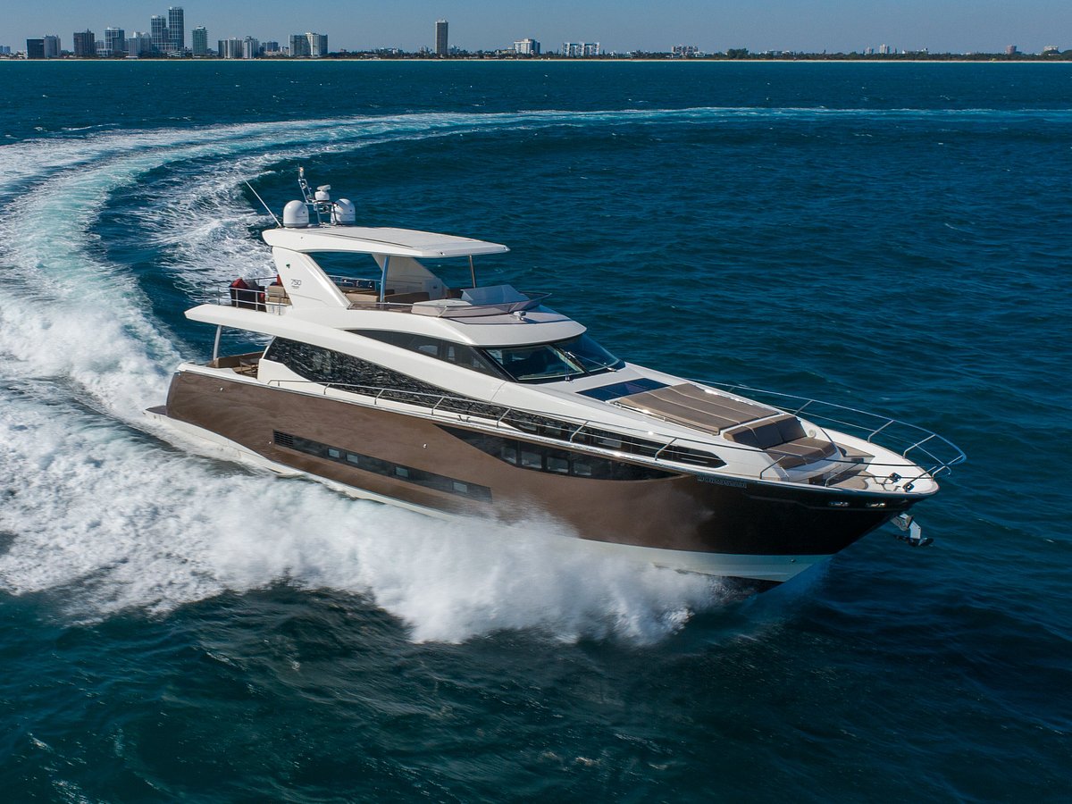 advantaged yacht charters