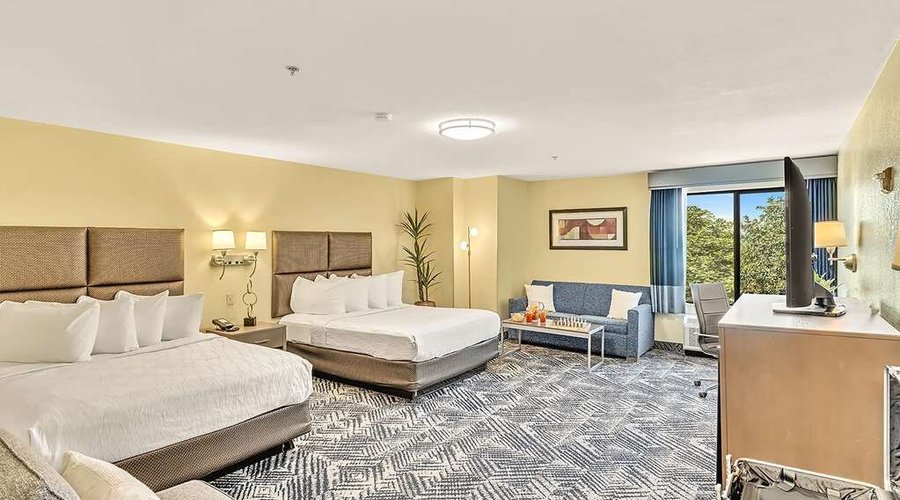 ADA Two Queen Suite