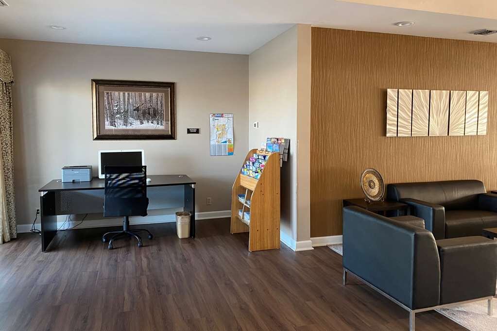 AMERICINN BY WYNDHAM FORT ATKINSON 69 7 7 Prices Hotel